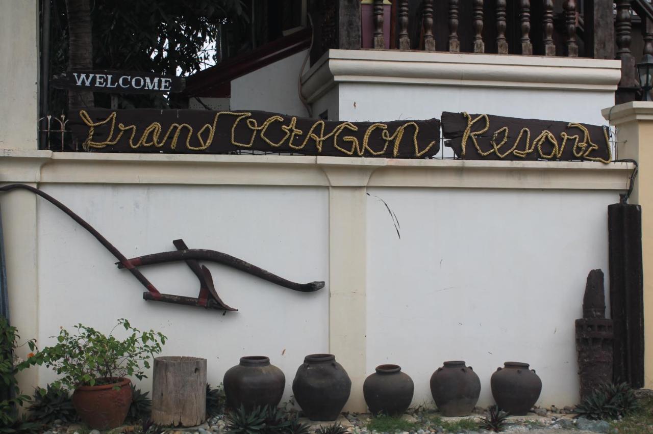 Grand Octagon Resort Laoag Exterior photo